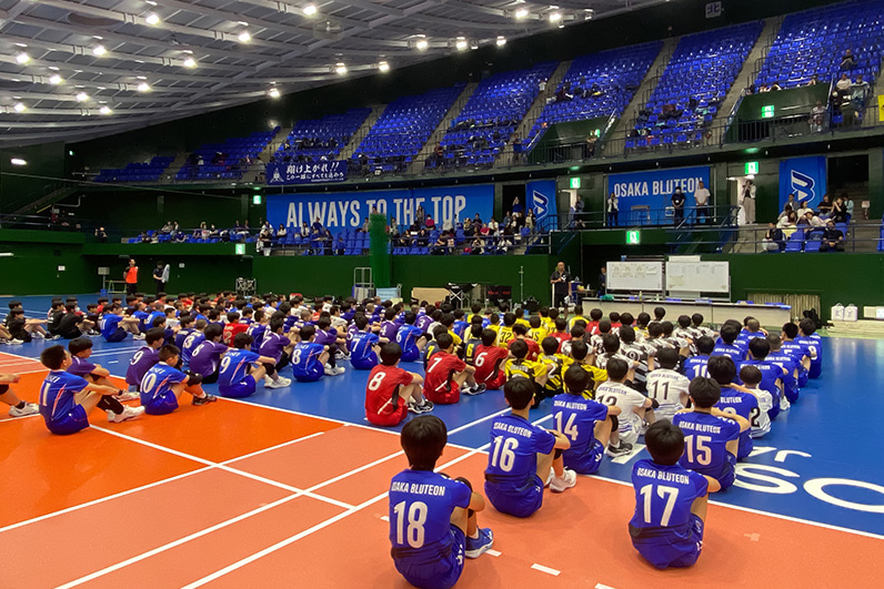 写真:参加選手が整列している様子