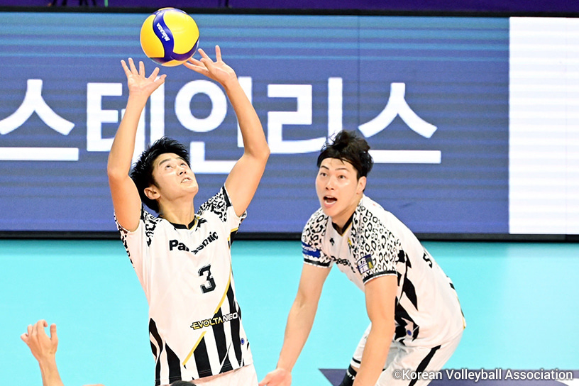 写真：中村選手、清水選手