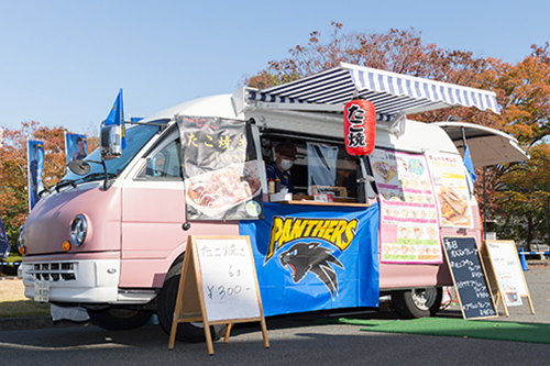 写真：M‘s caféのイベントカー