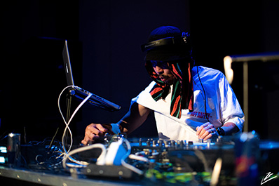 写真：DJ BOSANOBUさん
